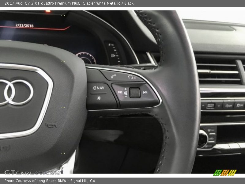 Glacier White Metallic / Black 2017 Audi Q7 3.0T quattro Premium Plus