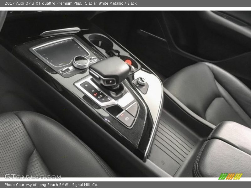 Glacier White Metallic / Black 2017 Audi Q7 3.0T quattro Premium Plus