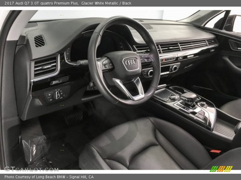 Glacier White Metallic / Black 2017 Audi Q7 3.0T quattro Premium Plus