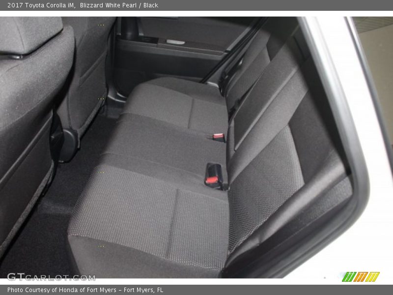 Blizzard White Pearl / Black 2017 Toyota Corolla iM