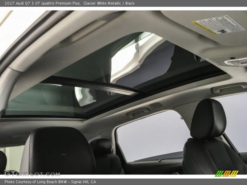 Glacier White Metallic / Black 2017 Audi Q7 3.0T quattro Premium Plus