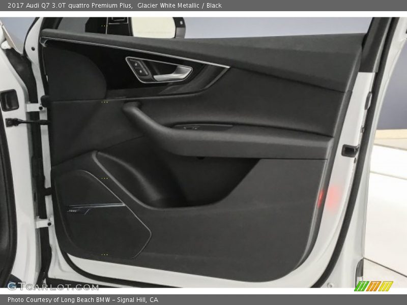 Glacier White Metallic / Black 2017 Audi Q7 3.0T quattro Premium Plus