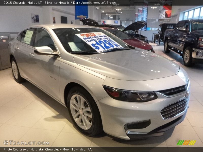 Silver Ice Metallic / Dark Atmosphere/Loft Brown 2018 Chevrolet Malibu LT