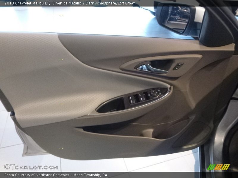 Silver Ice Metallic / Dark Atmosphere/Loft Brown 2018 Chevrolet Malibu LT