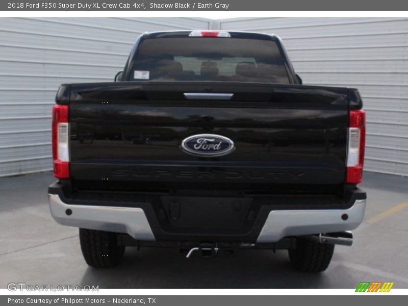 Shadow Black / Earth Gray 2018 Ford F350 Super Duty XL Crew Cab 4x4