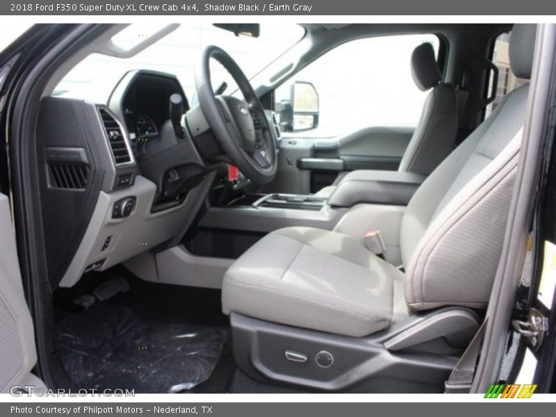 Shadow Black / Earth Gray 2018 Ford F350 Super Duty XL Crew Cab 4x4