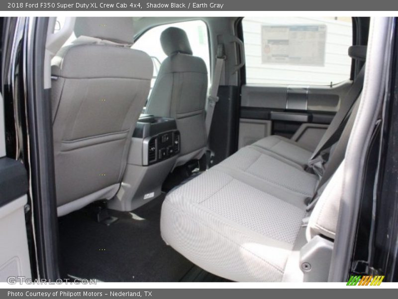 Shadow Black / Earth Gray 2018 Ford F350 Super Duty XL Crew Cab 4x4