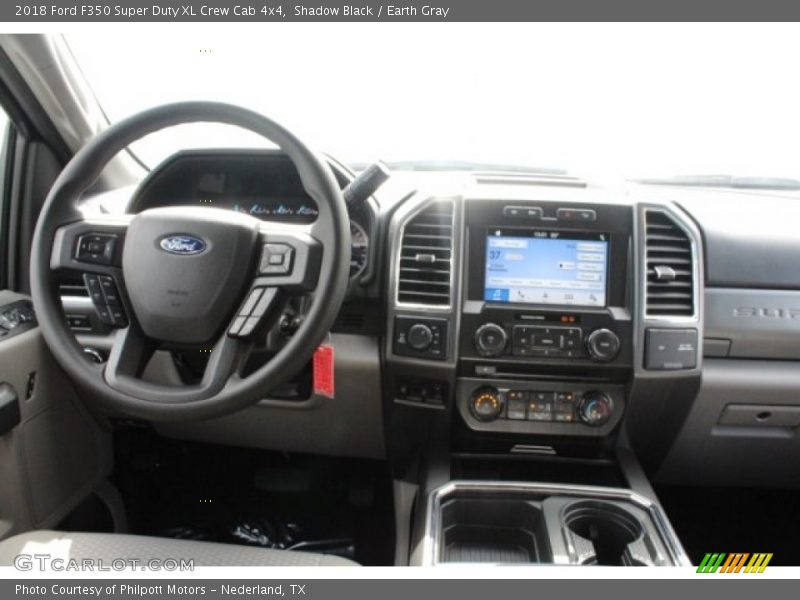 Shadow Black / Earth Gray 2018 Ford F350 Super Duty XL Crew Cab 4x4