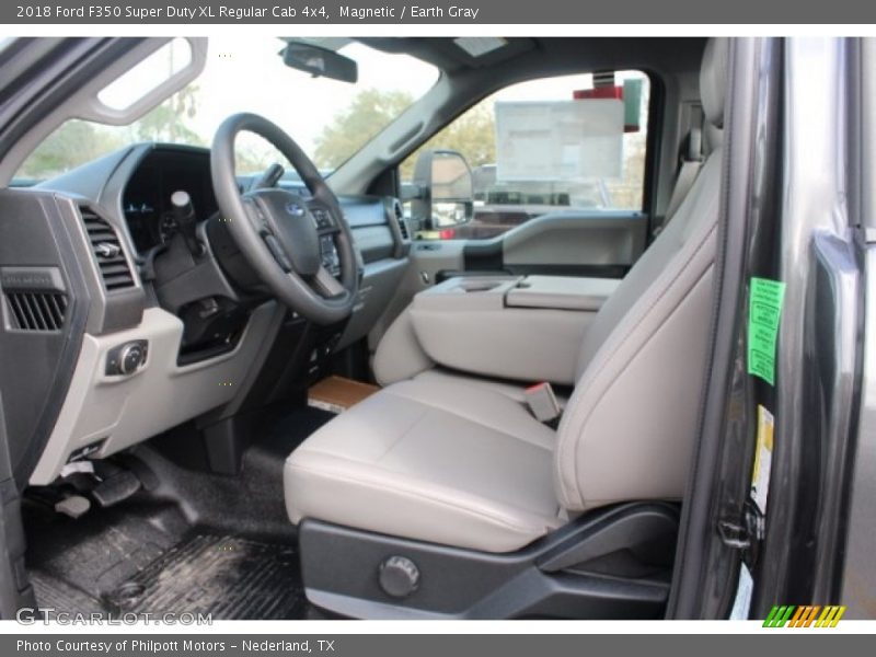Magnetic / Earth Gray 2018 Ford F350 Super Duty XL Regular Cab 4x4