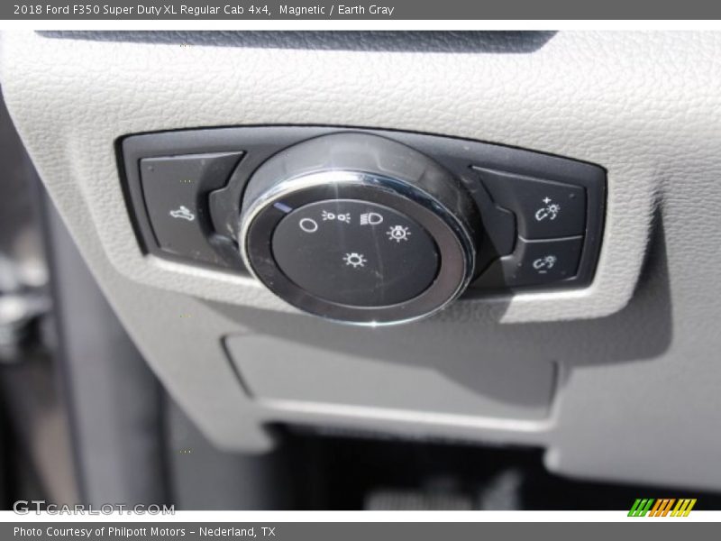 Magnetic / Earth Gray 2018 Ford F350 Super Duty XL Regular Cab 4x4