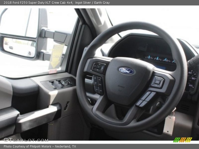 Ingot Silver / Earth Gray 2018 Ford F250 Super Duty XLT Crew Cab 4x4