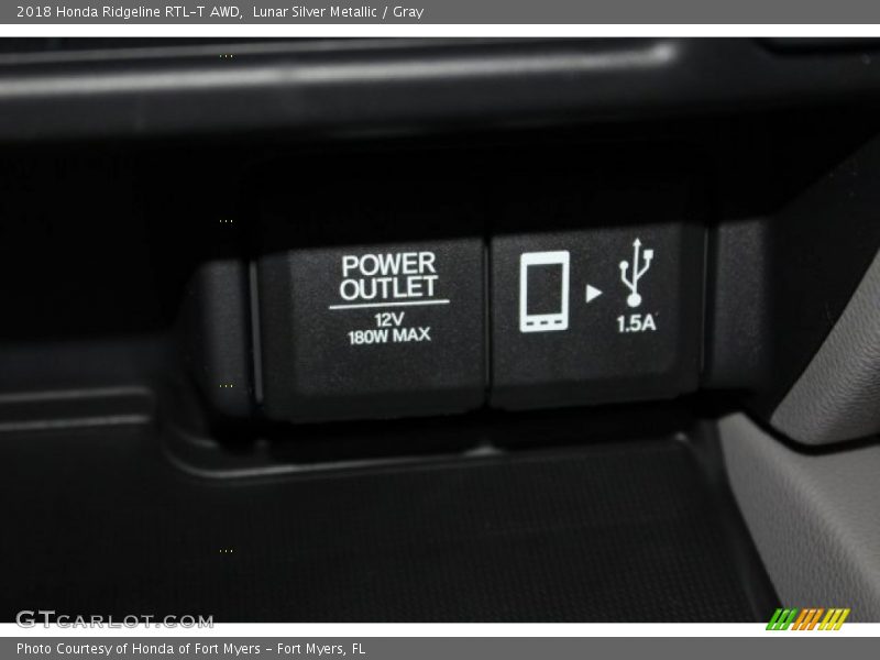 Lunar Silver Metallic / Gray 2018 Honda Ridgeline RTL-T AWD