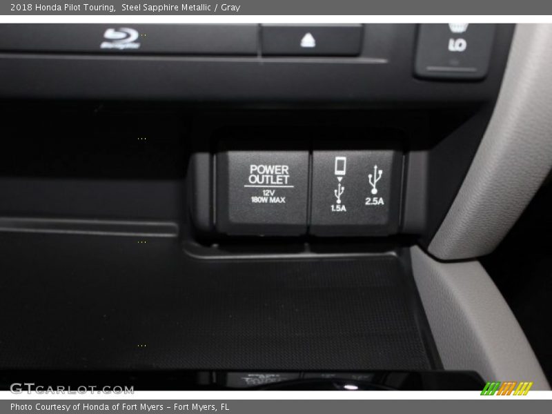 Steel Sapphire Metallic / Gray 2018 Honda Pilot Touring