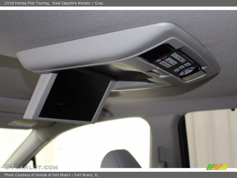 Steel Sapphire Metallic / Gray 2018 Honda Pilot Touring