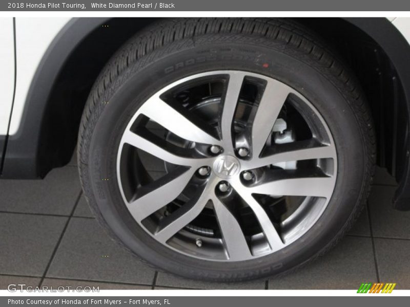 White Diamond Pearl / Black 2018 Honda Pilot Touring