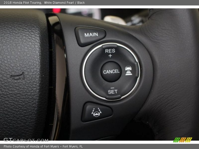 White Diamond Pearl / Black 2018 Honda Pilot Touring