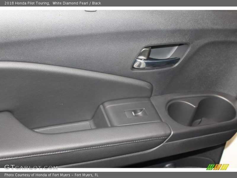 White Diamond Pearl / Black 2018 Honda Pilot Touring
