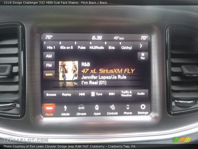 Pitch Black / Black 2018 Dodge Challenger 392 HEMI Scat Pack Shaker