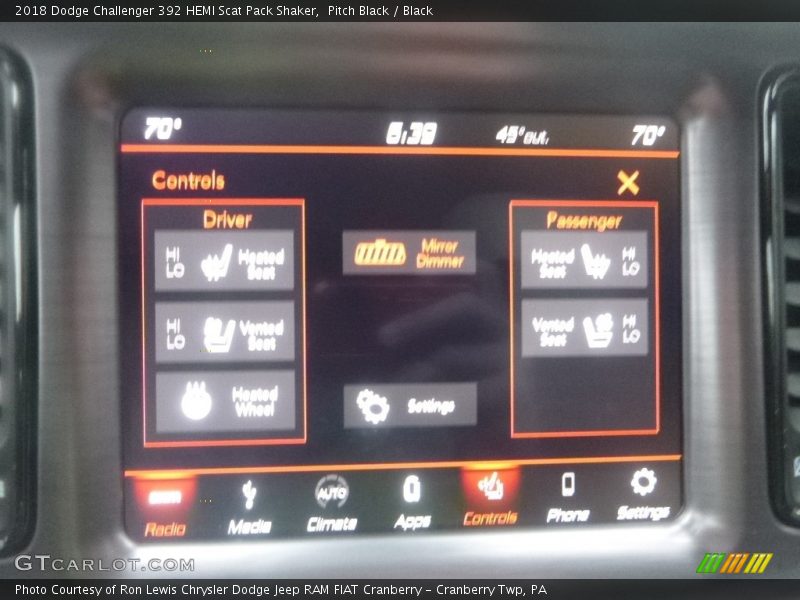 Pitch Black / Black 2018 Dodge Challenger 392 HEMI Scat Pack Shaker