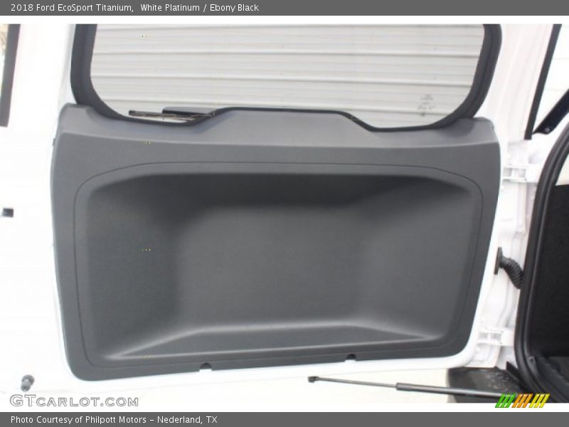 White Platinum / Ebony Black 2018 Ford EcoSport Titanium