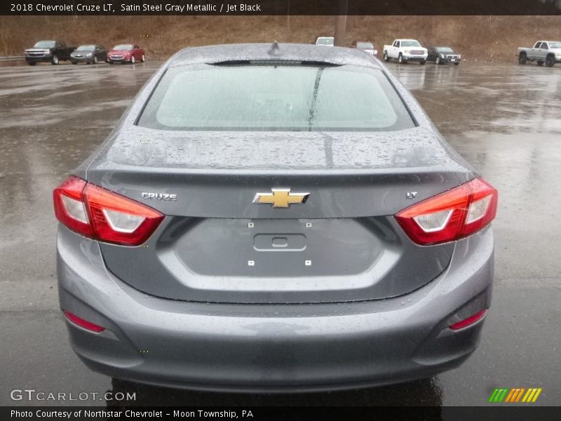 Satin Steel Gray Metallic / Jet Black 2018 Chevrolet Cruze LT