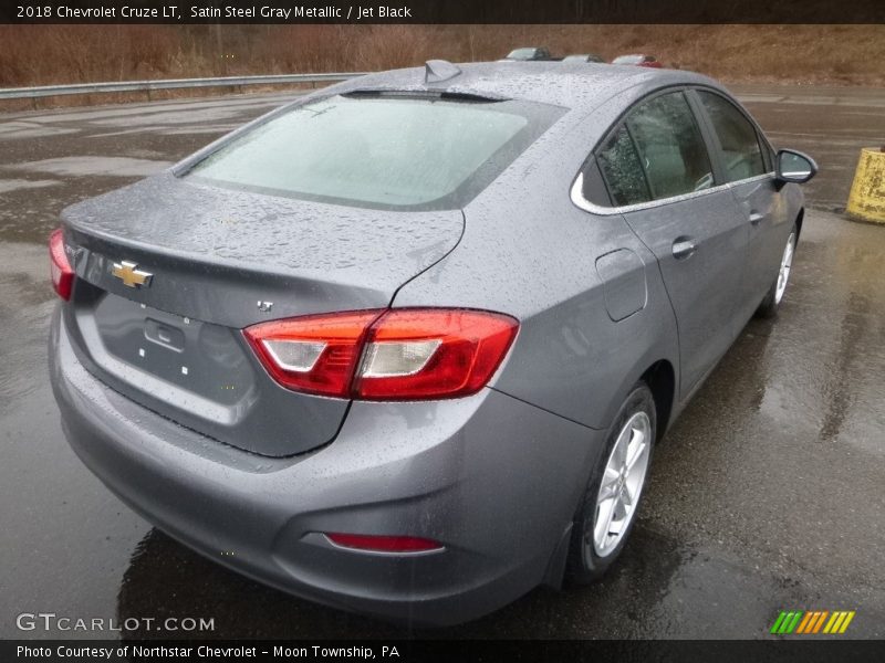 Satin Steel Gray Metallic / Jet Black 2018 Chevrolet Cruze LT