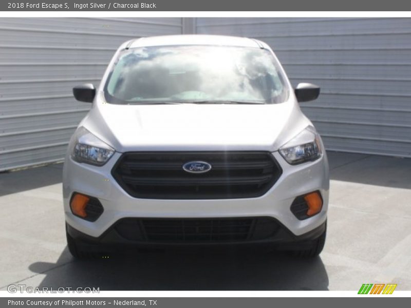 Ingot Silver / Charcoal Black 2018 Ford Escape S
