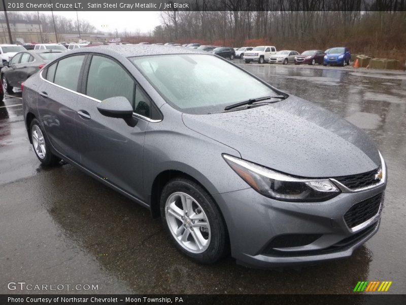 Satin Steel Gray Metallic / Jet Black 2018 Chevrolet Cruze LT