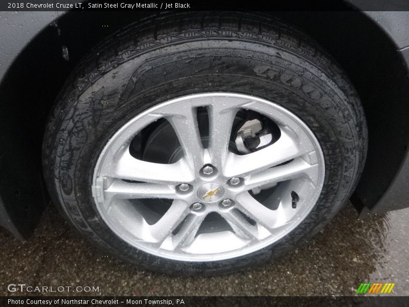 Satin Steel Gray Metallic / Jet Black 2018 Chevrolet Cruze LT