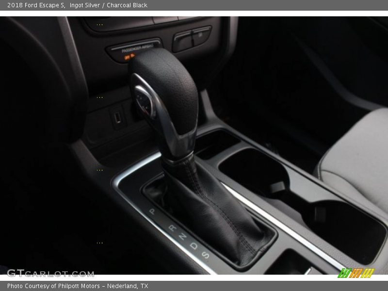 Ingot Silver / Charcoal Black 2018 Ford Escape S