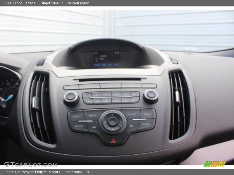 Ingot Silver / Charcoal Black 2018 Ford Escape S