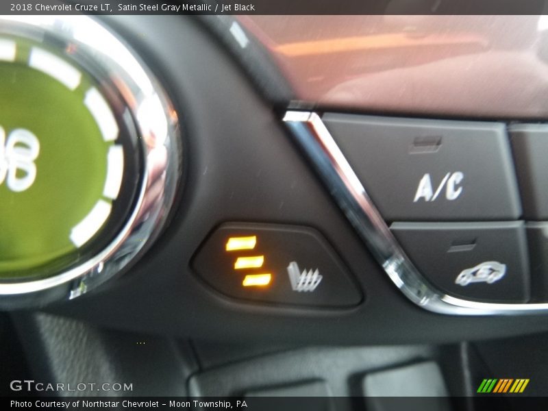 Satin Steel Gray Metallic / Jet Black 2018 Chevrolet Cruze LT