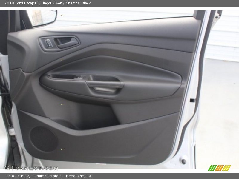 Ingot Silver / Charcoal Black 2018 Ford Escape S