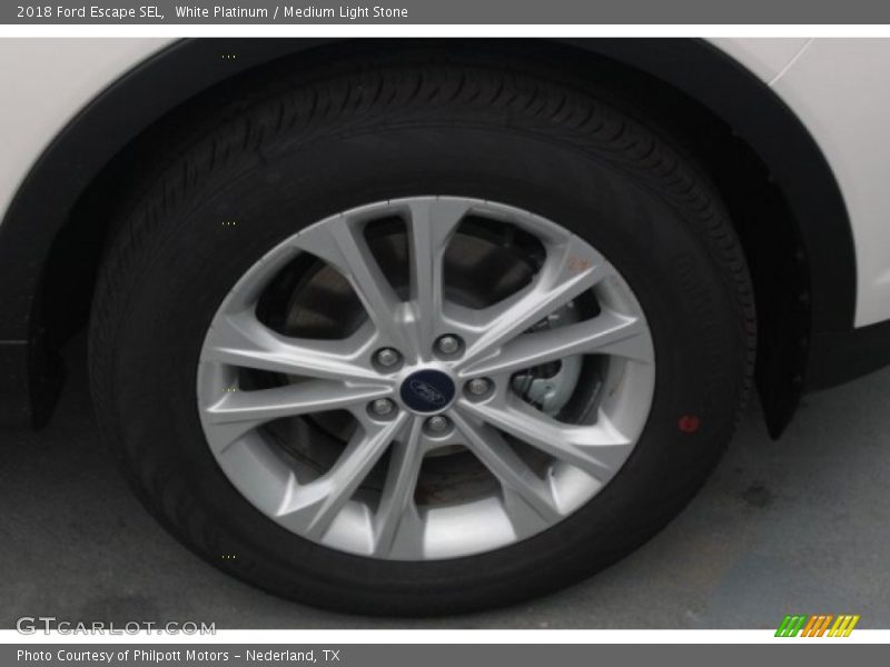 White Platinum / Medium Light Stone 2018 Ford Escape SEL