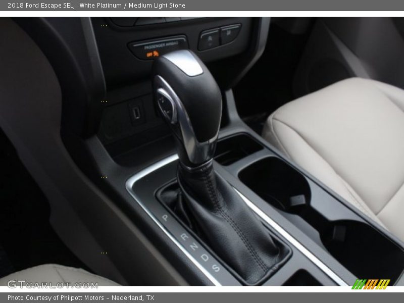 White Platinum / Medium Light Stone 2018 Ford Escape SEL