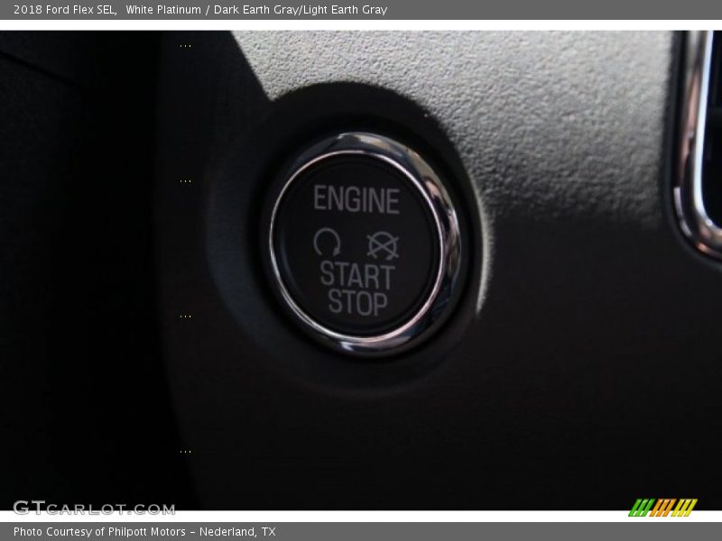 White Platinum / Dark Earth Gray/Light Earth Gray 2018 Ford Flex SEL