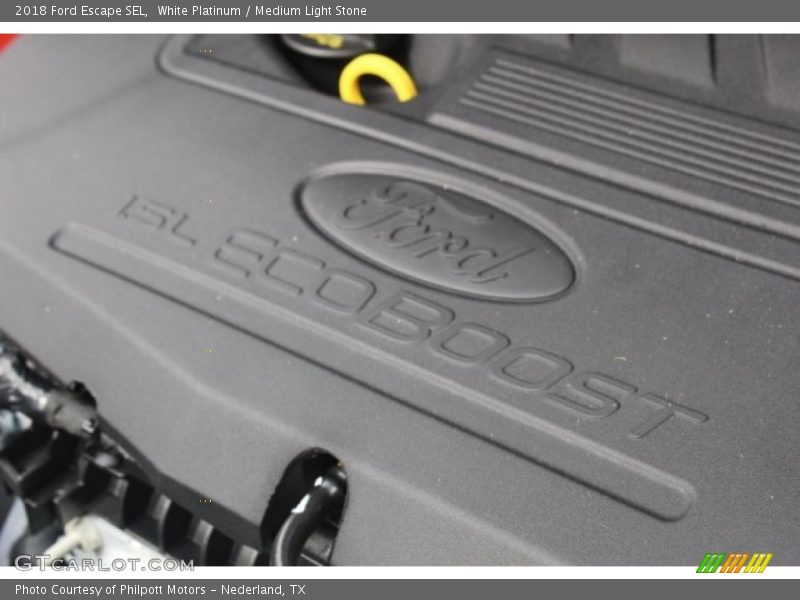 White Platinum / Medium Light Stone 2018 Ford Escape SEL