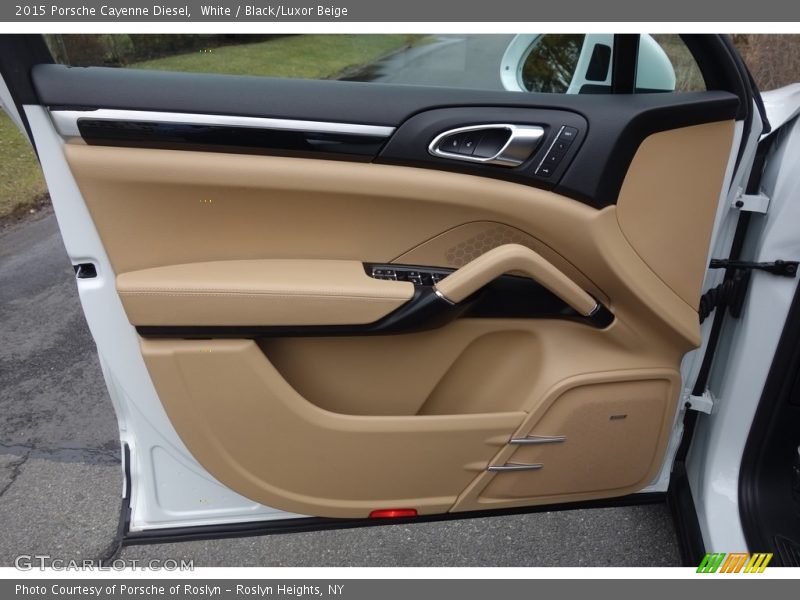White / Black/Luxor Beige 2015 Porsche Cayenne Diesel