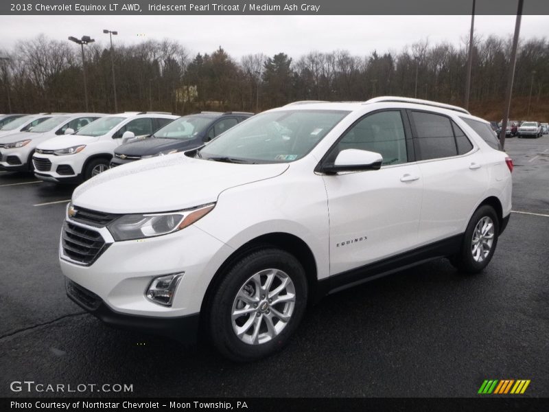 Iridescent Pearl Tricoat / Medium Ash Gray 2018 Chevrolet Equinox LT AWD