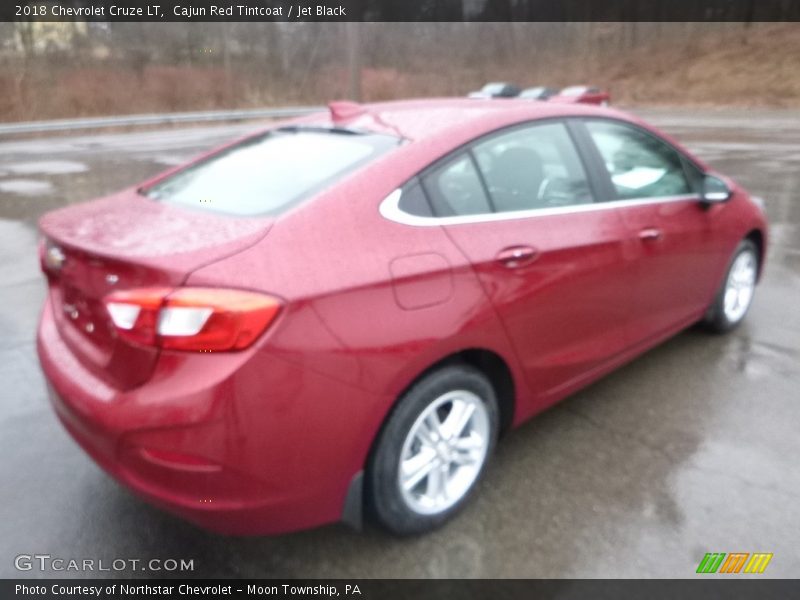 Cajun Red Tintcoat / Jet Black 2018 Chevrolet Cruze LT