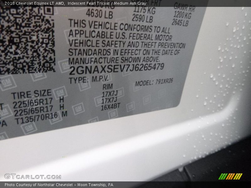 Iridescent Pearl Tricoat / Medium Ash Gray 2018 Chevrolet Equinox LT AWD