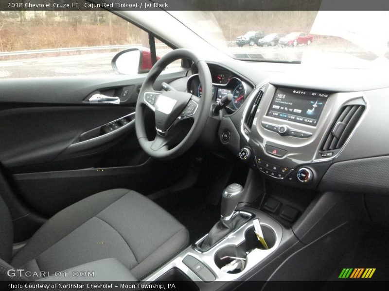 Cajun Red Tintcoat / Jet Black 2018 Chevrolet Cruze LT