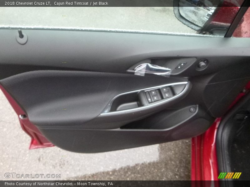 Cajun Red Tintcoat / Jet Black 2018 Chevrolet Cruze LT