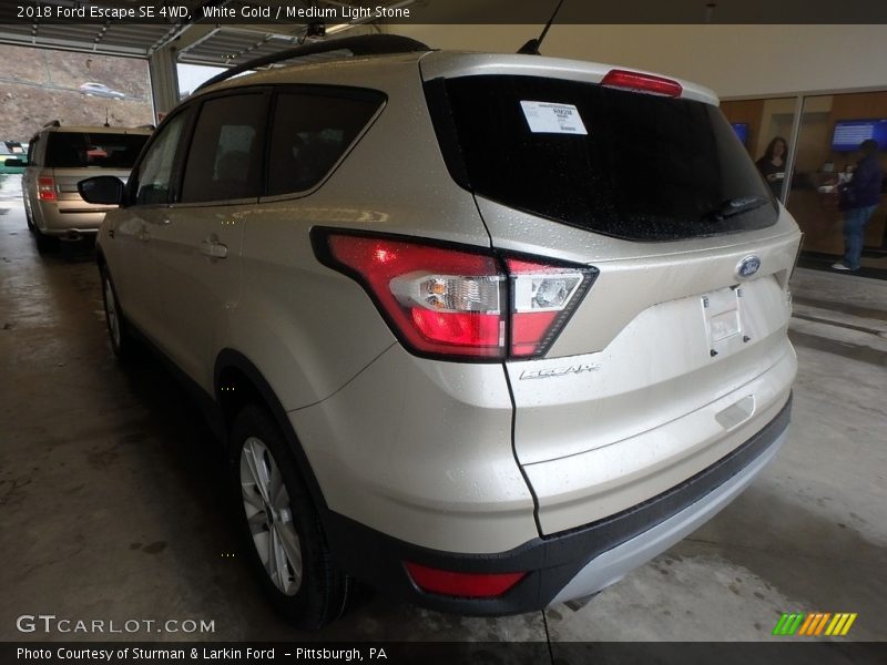 White Gold / Medium Light Stone 2018 Ford Escape SE 4WD