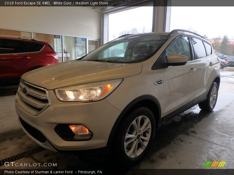 White Gold / Medium Light Stone 2018 Ford Escape SE 4WD