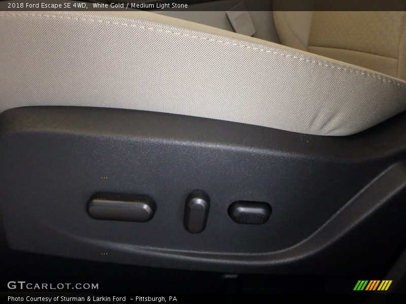 White Gold / Medium Light Stone 2018 Ford Escape SE 4WD