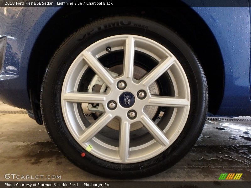 Lightning Blue / Charcoal Black 2018 Ford Fiesta SE Sedan
