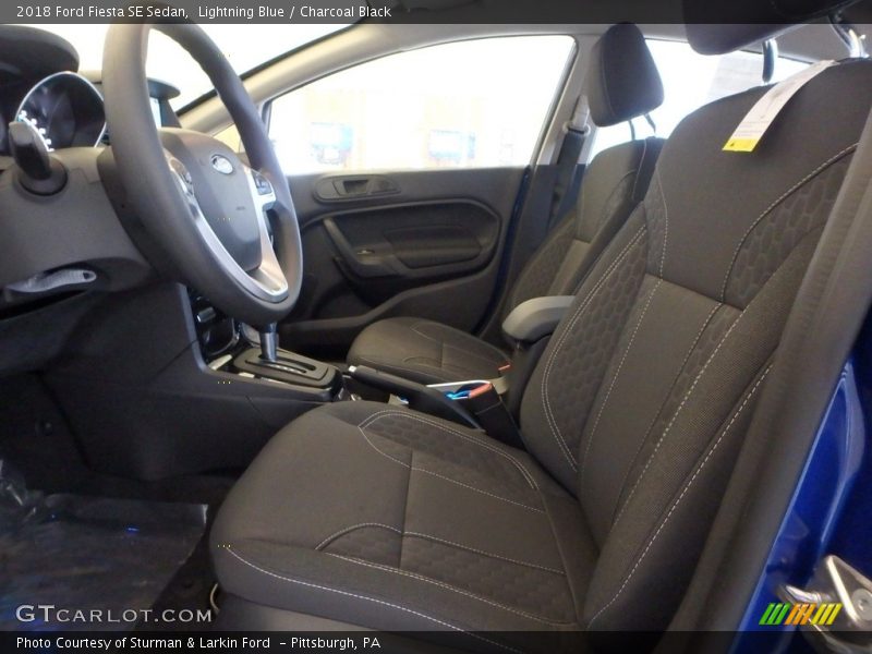 Lightning Blue / Charcoal Black 2018 Ford Fiesta SE Sedan