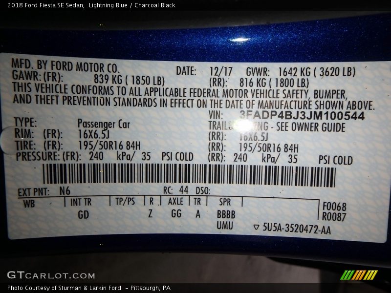 Lightning Blue / Charcoal Black 2018 Ford Fiesta SE Sedan