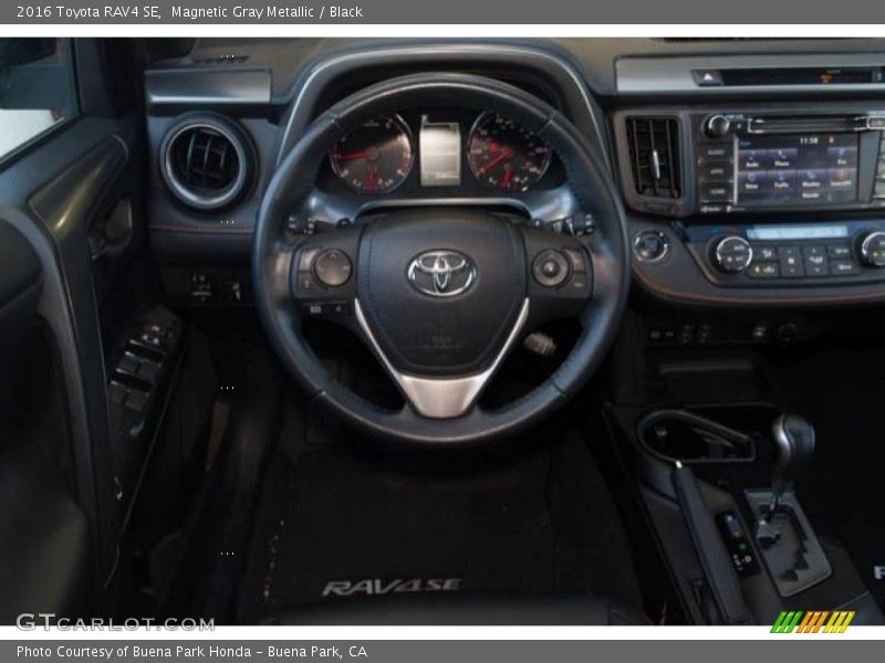 Magnetic Gray Metallic / Black 2016 Toyota RAV4 SE